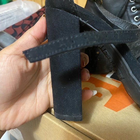 Heels - Picture 3 of 4